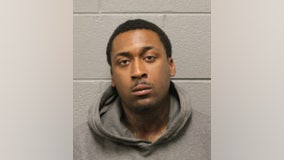 Man, 23, charged with robbing woman at gunpoint on Chicago's West Side