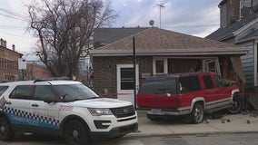 Vehicle involved in head-on crash strikes Heart of Chicago home