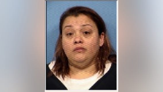 Chicago woman allegedly collaborated with 2 teens, including her daughter, to steal from multiple businesses
