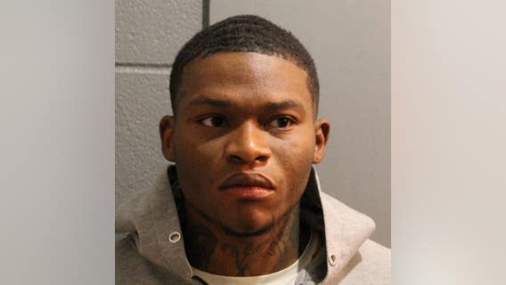 Chicago man accused of beating, robbing 87-year-old man