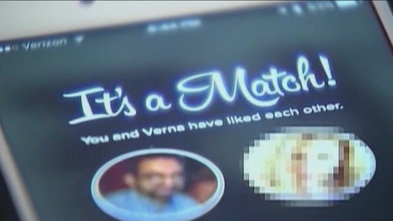 Local experts weigh in on new dating trends in Chicago