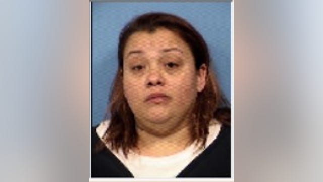 Chicago woman allegedly collaborated with 2 teens, including her daughter, to steal from multiple businesses
