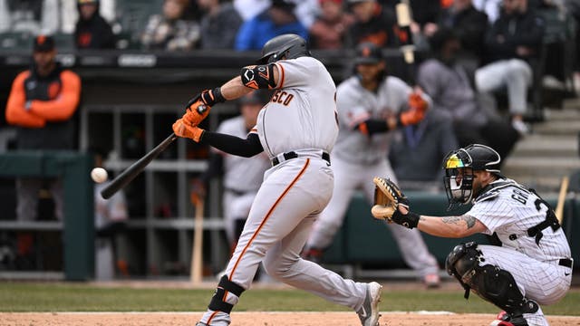 Villar homers twice, Giants hit 7 in romp over White Sox