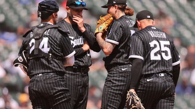 Turner, Marsh hit homers, Phillies beat White Sox 5-2