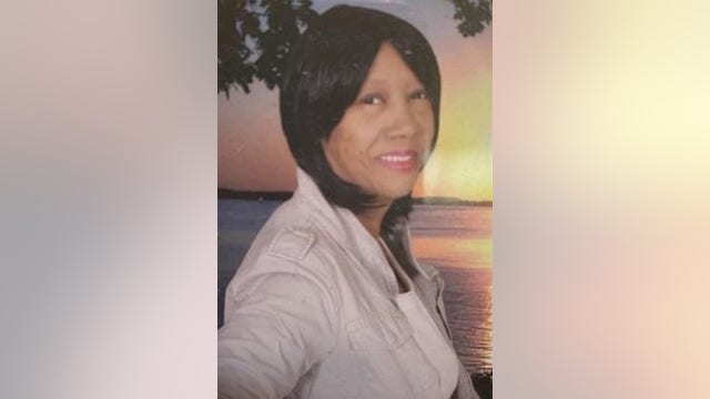 Jeneva Parker: Chicago police looking for elderly woman who has been missing for weeks