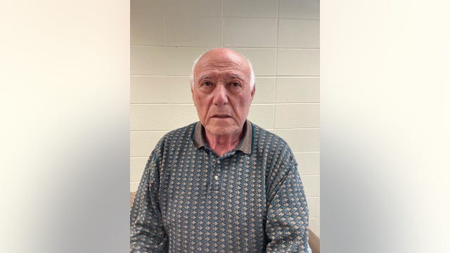 79-year-old suburban man fatally shot his neighbor in the head during argument: sheriff's office