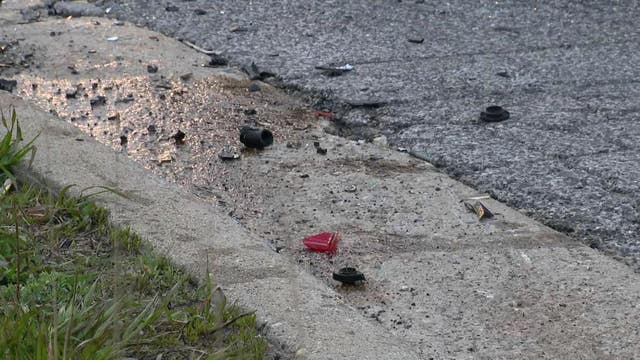 3 injured in crash after driver runs light in Des Plaines: police