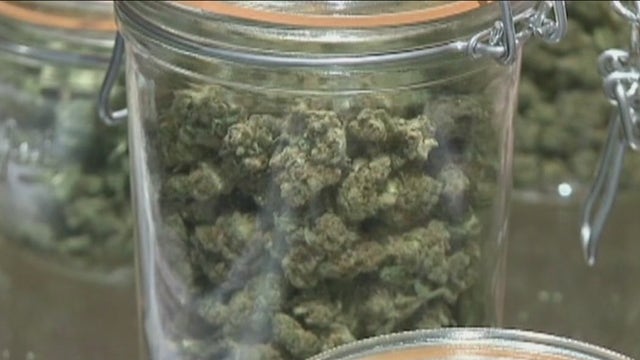 Chicago-area dispensary workers go on strike ahead of 4/20