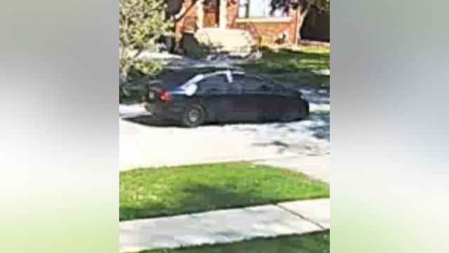 Oak Lawn police seek suspect who attempted to lure child with candy