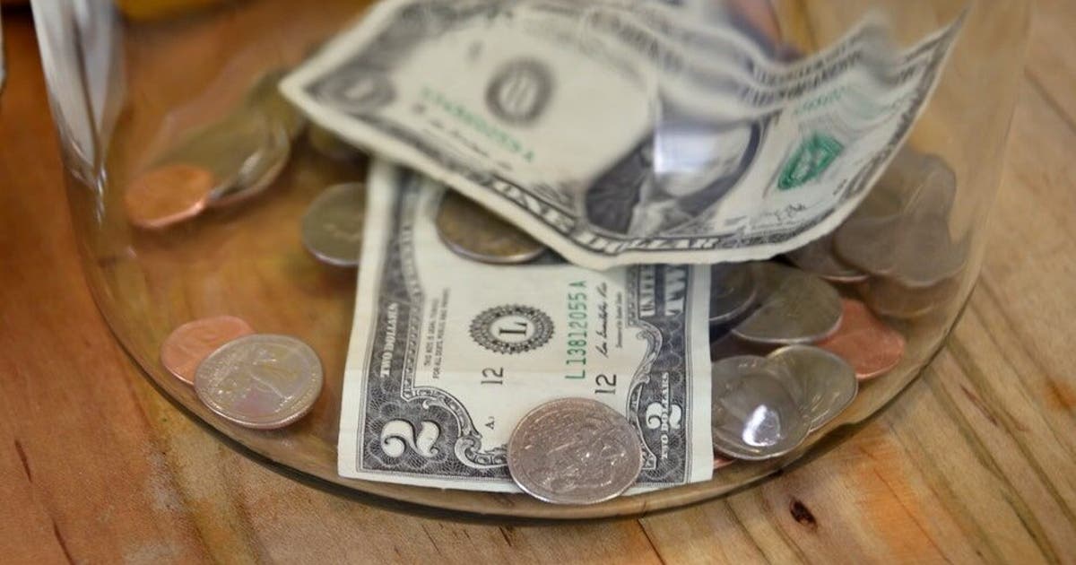 Subminimum wage hike delay OK’d by Chicago City Council