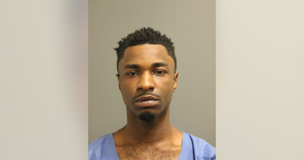 Chicago man arrested less than 2 hours after beating, robbing victim at ...