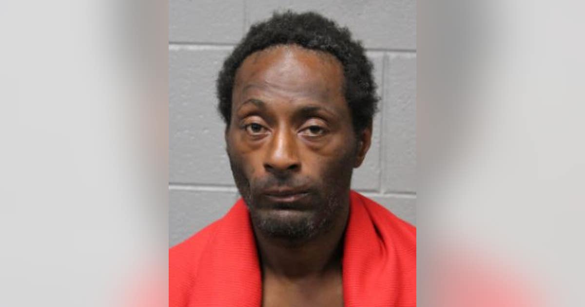 Chicago man charged in stabbing, robbery on Near West Side | FOX 32 Chicago