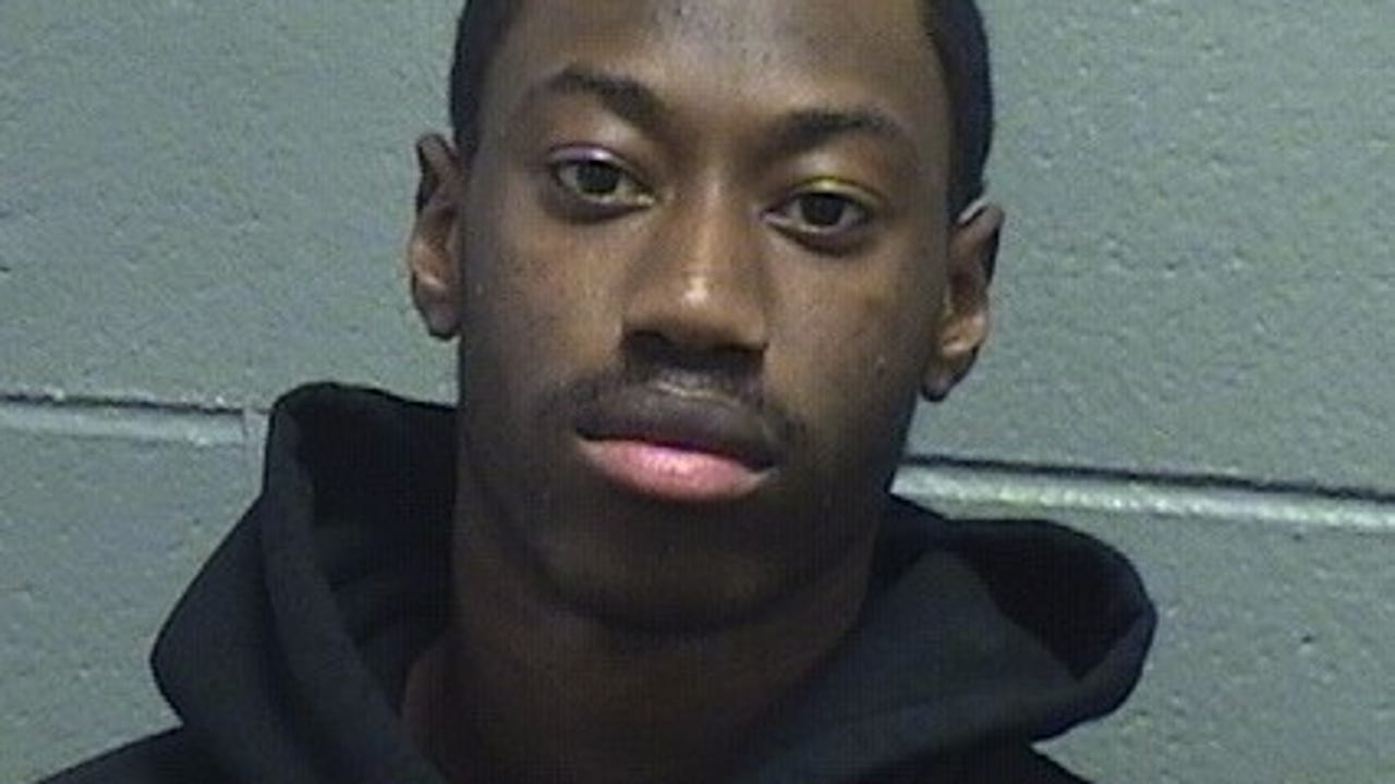 Cook County man charged with reckless homicide after passenger dies in Dan Ryan Expressway crashDAILY NEWSLETTER