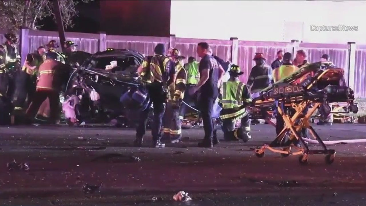 4 Buffalo Grove High School students killed in Wheeling crash TrendRadars