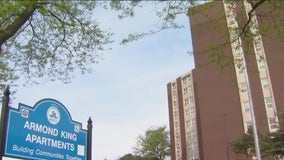 Cook County introduces health care coordinators to public housing communities