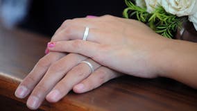 Wedding attendee suffers embarrassment from her boyfriend: 'it was very awkward'