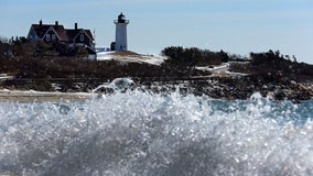 10 lighthouses being given away, sold at auction by US government