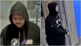 FBI releases photos of suspect in Ravenswood Chase Bank robbery