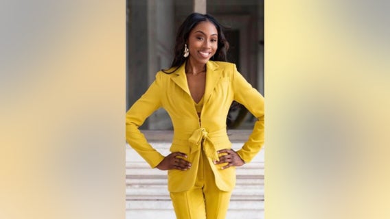 Off-duty Chicago police officer Areanah Preston killed right in front of her home