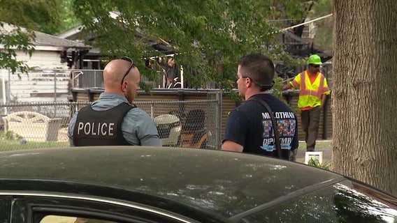 Multiple garages catch fire in Midlothian