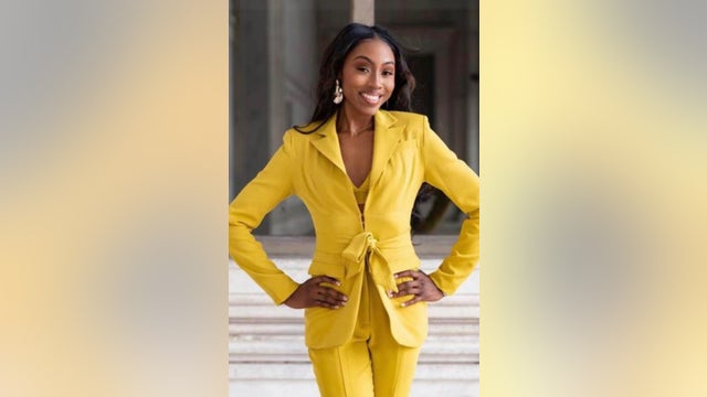 Off-duty Chicago police officer Areanah Preston killed right in front of her home