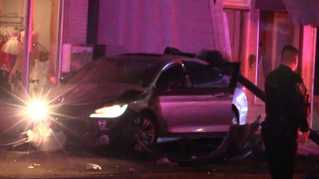 Convicted felon leads Munster police on high-speed chase to Cook County in stolen car