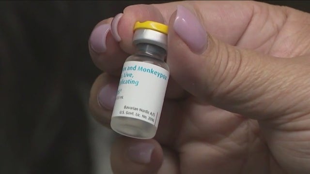 Doctors alarmed by sudden uptick in monkeypox cases in Chicago