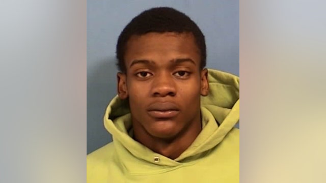 Chicago man who carjacked pregnant woman at gunpoint sentenced to 40 years