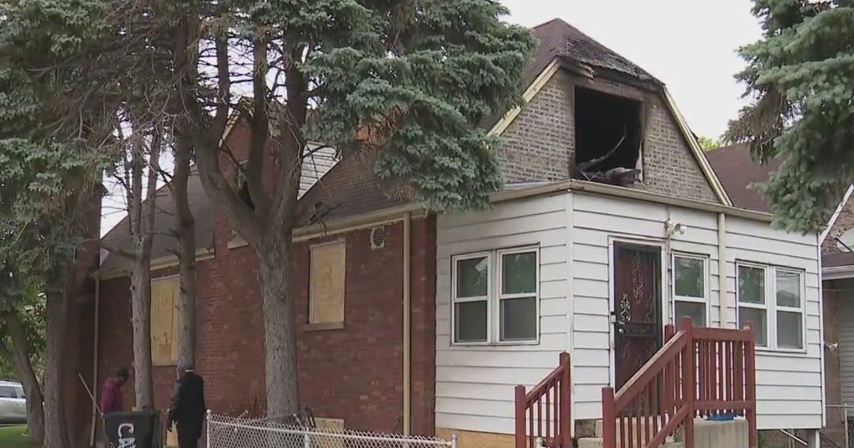 Man found dead in Roseland house fire | FOX 32 Chicago