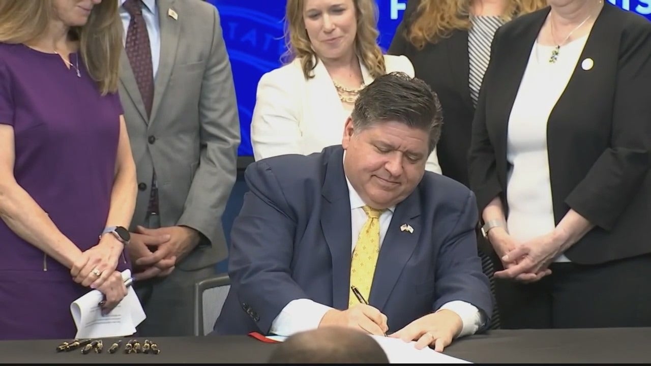 Pritzker signs bills giving Illinois more power over healthcare insurance prices