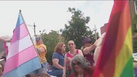 Thousands attend Chicago's Pride Parade