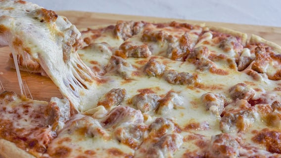 Home Run Inn teams up with Cubs to introduce savory 'Beer Pizza'