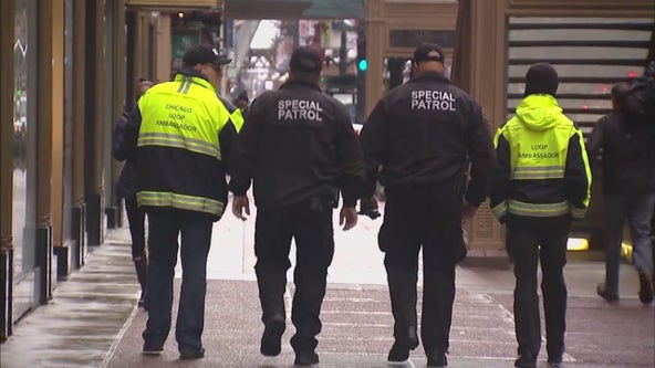 Chicago street ambassadors expand efforts to enhance downtown safety