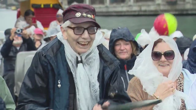 Seniors gather for special Pickleball game on Chicago River