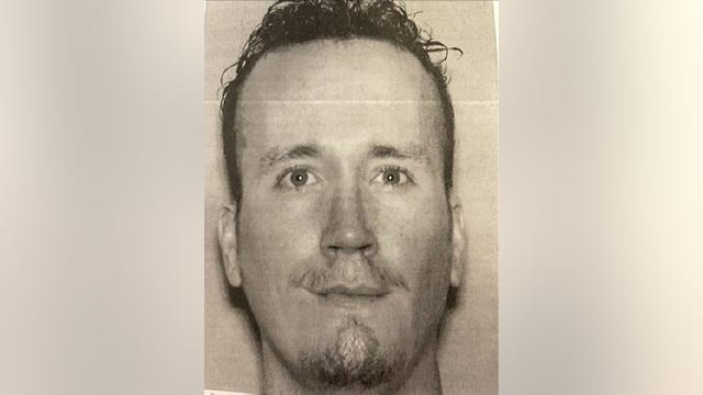 Brett Hanson: Palatine police search for missing 33-year-old in distress