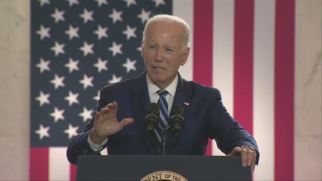 Biden touts economic gains, pitches 'Bidenomics' in Chicago