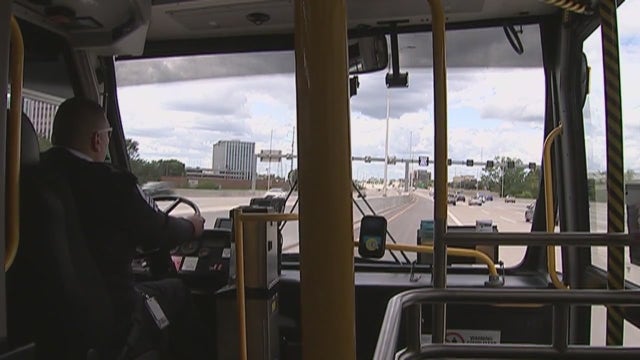 CTA receives $25M for electric bus fleet, Pace introduces 'Pace Connect' app