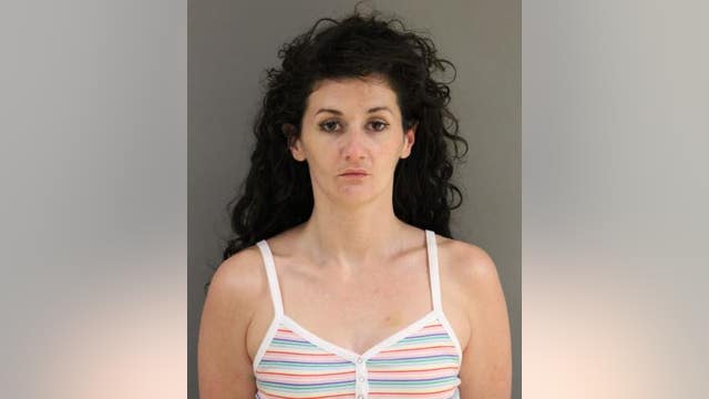 Chicago woman charged with stealing mail from suburban condos