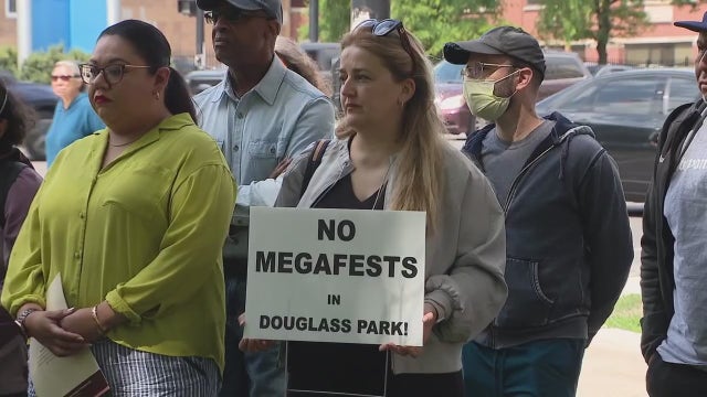 Chicago residents voice concerns over Douglass Park events