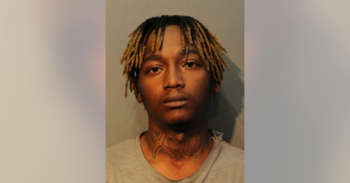 Man, 19, charged in Washington Park armed carjacking | FOX 32 Chicago