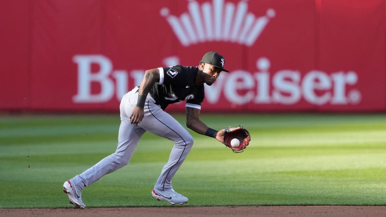 Luis Medina overcomes five walks, pitches five innings to lead A's past  White Sox, 7-4