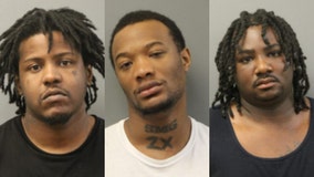 3 men arrested in Bridgeview after allegedly robbing Chicago business at gunpoint
