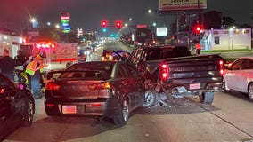 6 hospitalized after multi-vehicle crash in Chicago