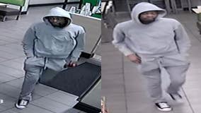 Police seek suspect in several armed robberies at Chicago restaurants