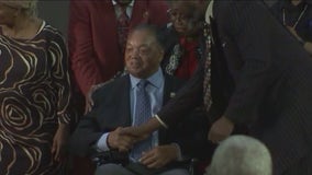 Hundreds gather to honor Rev. Jesse Jackson after he announced he's stepping down from Rainbow PUSH