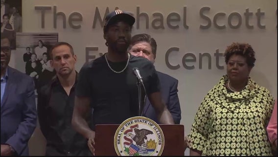Pritzker, alongside rapper Meek Mill, signs law to reform Illinois' supervised release system