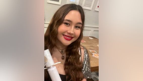 Emma Chung: Chicago girl, 16, reported missing