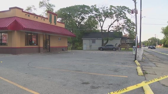 3 shot in parking lot of suburban Popeyes restaurant