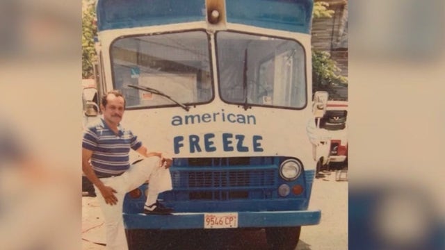 Beloved Chicago ice cream truck owner robbed at gunpoint