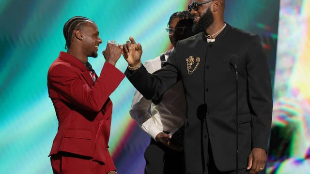 Bronny James says he can handle 'amplified' pressure of playing for Lakers with his famous father